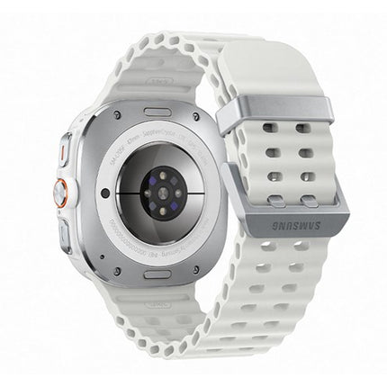 samsung-galaxy-watch-ultra-trang-4-750x500-cuonglamstudio